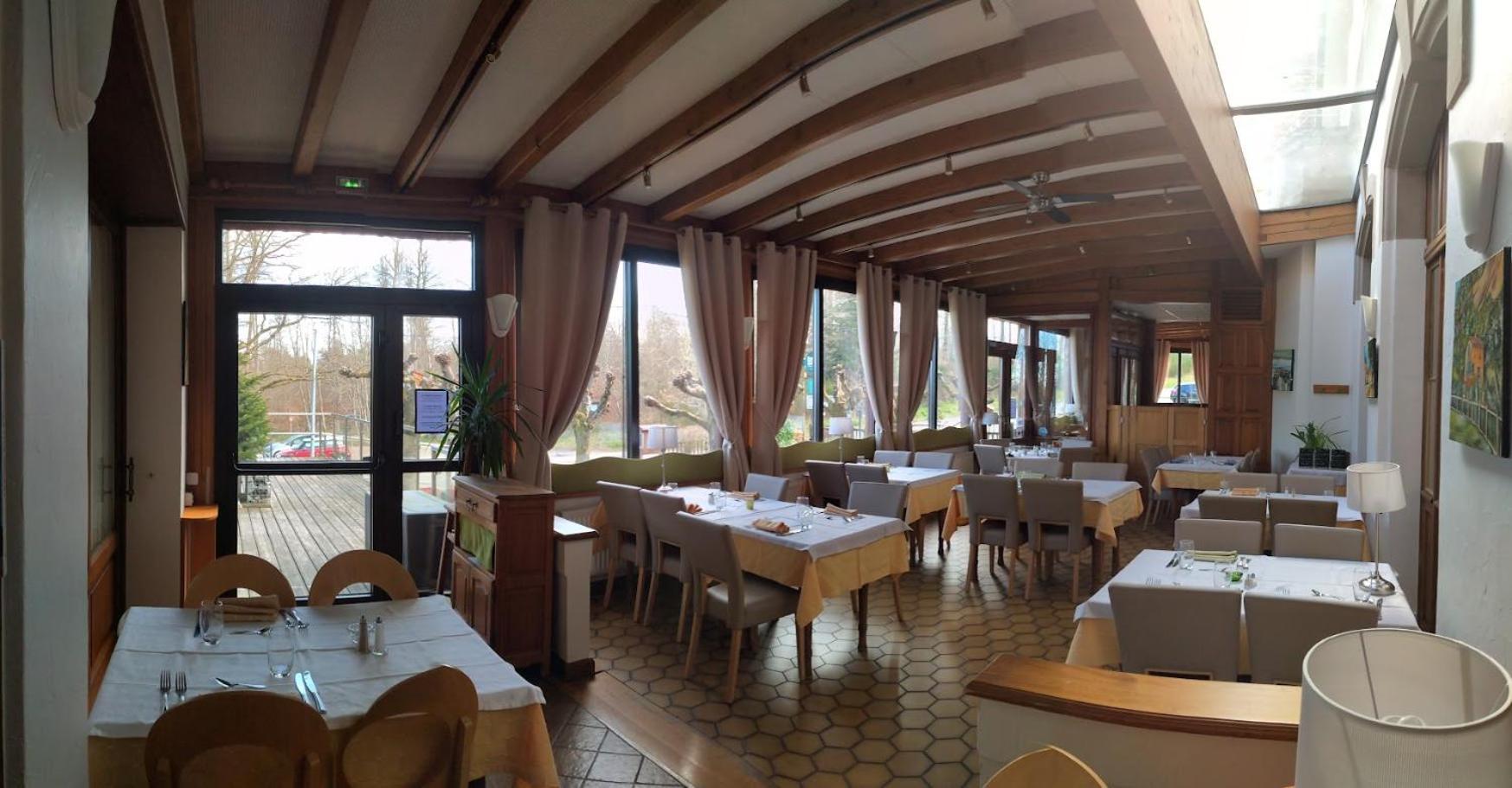 Logis Hotel Notre-Dame - Restaurant Ouvert Midi Et Soir Sauf Dimanche Soir Danne-et-Quatre-Vents Exterior foto